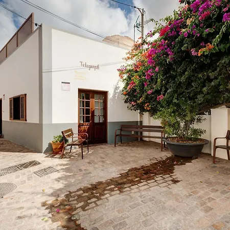 Casa De Telegrafos * Vallehermoso