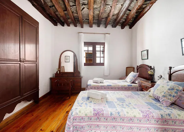 Casa De Telegrafos Vallehermoso